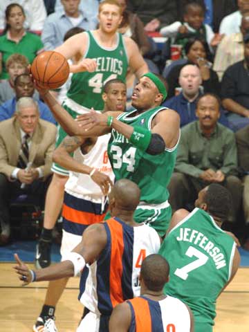 赛后热议的 赛后热议的