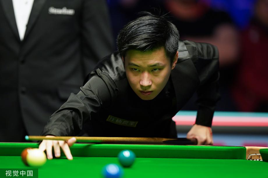 迫使他時刻 迫使他時刻